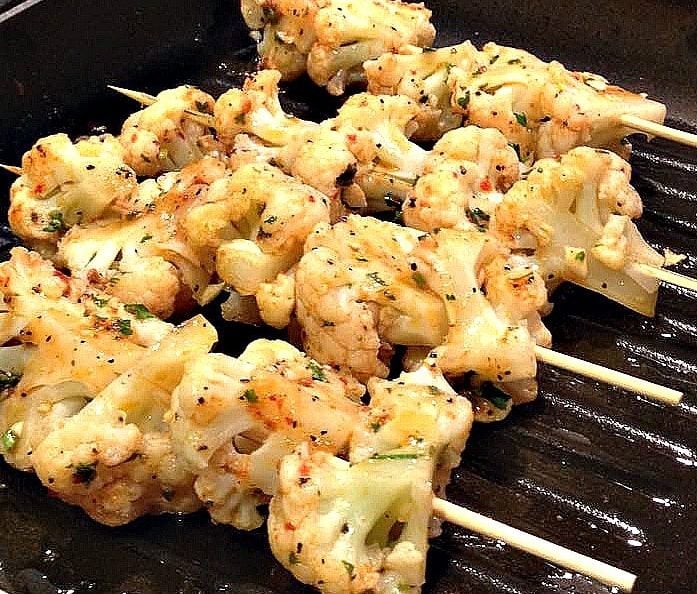 Spicy Grilled Cauliflower Kabobs | thiswifecooks.com via @thiswifecooks