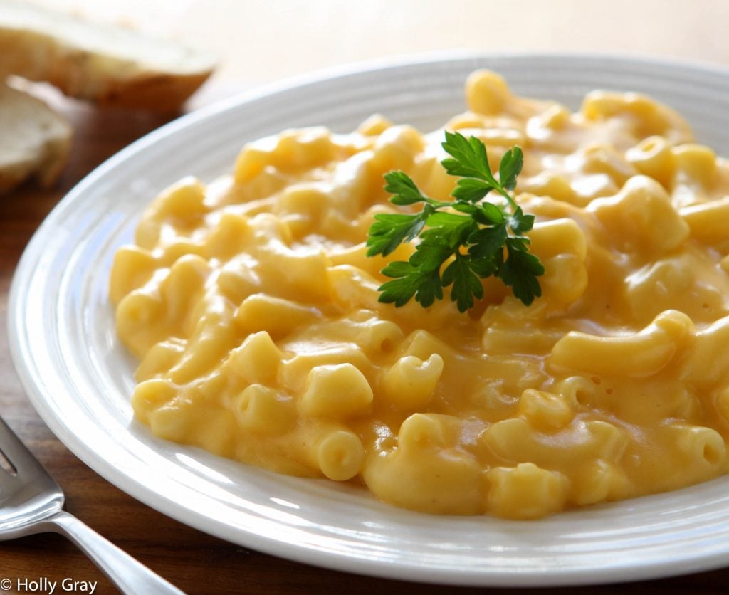 Slow Cooker Mac & Cheese | A classic kid-favorite! | thiswifecooks.com