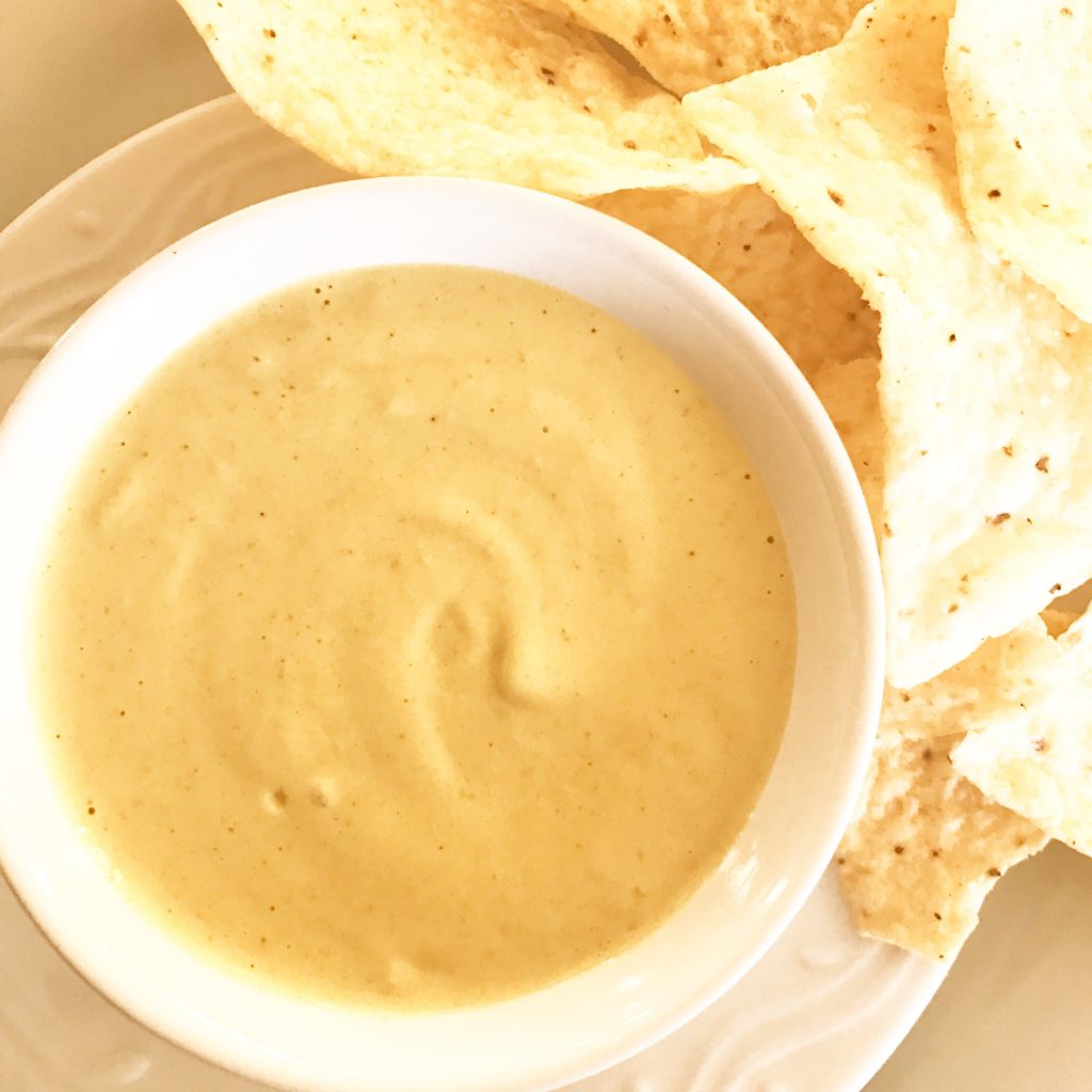 Vegan Green Chile Cheese Sauce - Every vegan home cook needs a solid cheese sauce that they can use for everything from nachos to burgers to pasta to dips. This is that sauce.