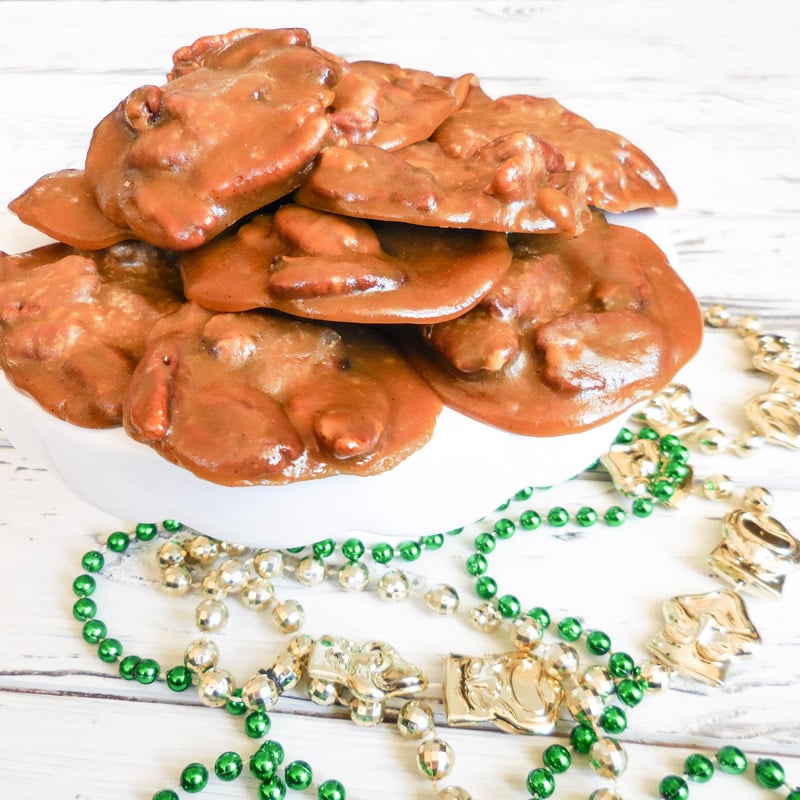 Vegan Pecan Pralines |Get a taste of New Orleans right at home! These sweet, chewy, pecan-laced confections are easy to make, require only a handful of ingredients, and come together in minutes! Laissez les bon temp rouler! | thiswifecooks.com