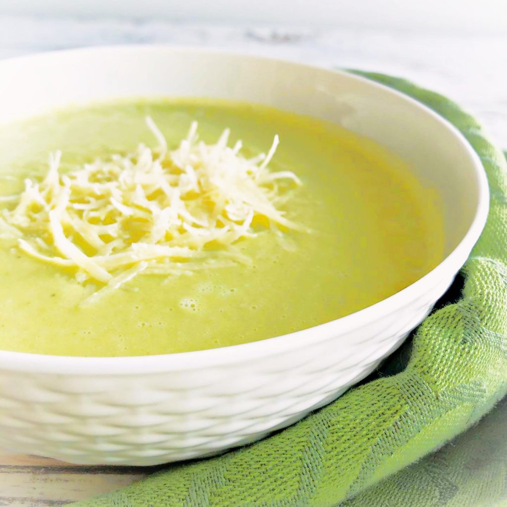 Vegan Broccoli and Parmesan Soup - Quick and easy - Creamy without feeling heavy - Packed with good-for-you ingredients - Ready to serve in 30 minutes or less!
