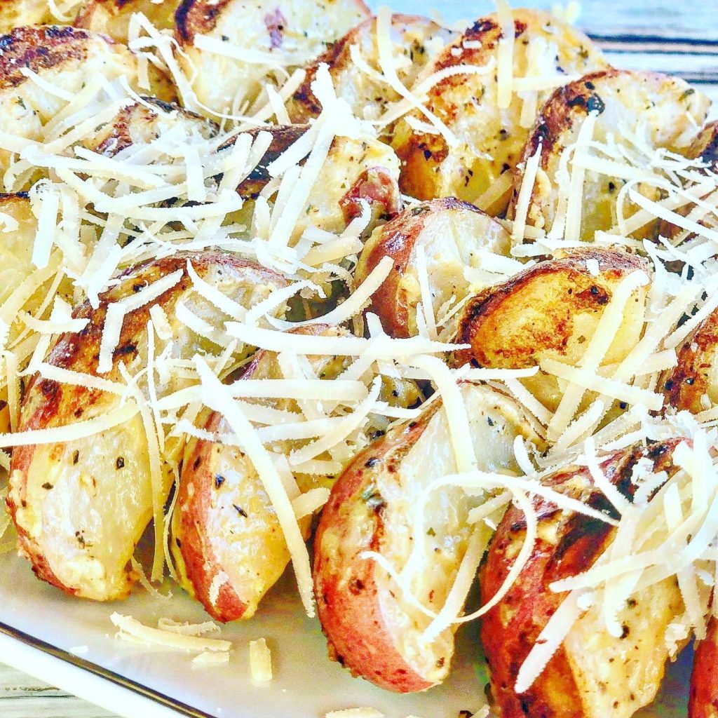 Grilled baby red potato skewers - An easy side dish recipe perfect for everyday grilling to 4th of July, Memorial Day, and Labor Day cookouts. 