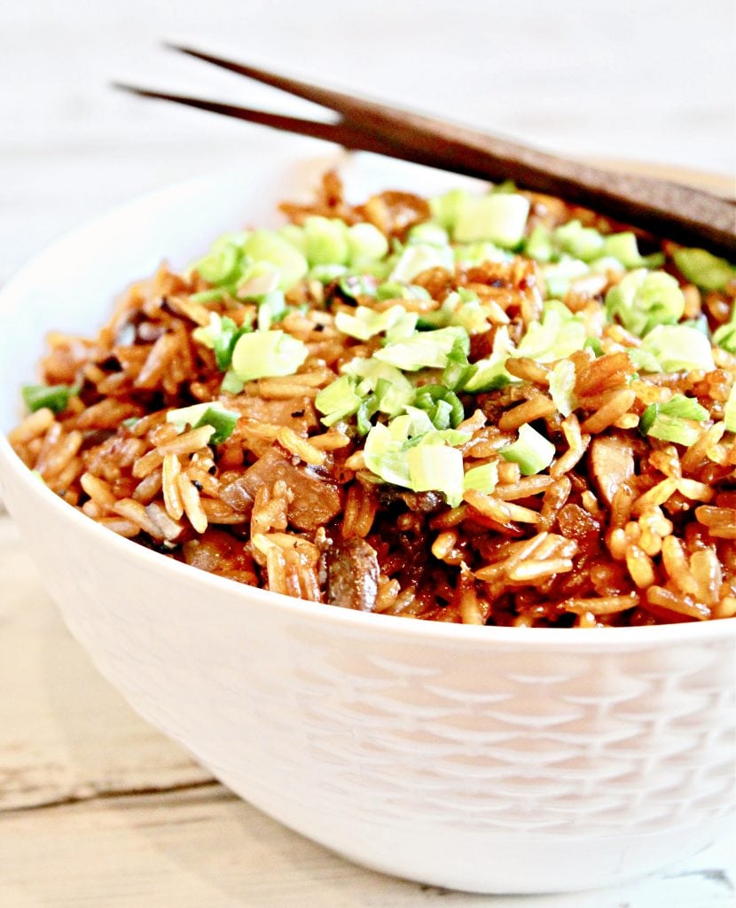 Asian Mushroom Rice ~ Earthy and aromatic, this one-pot rice side dish ready to serve in about 30 minutes. Toss in extra mushrooms, grilled tofu, or roasted veggies for a quick and easy main meal.