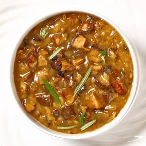 Vegan Mushroom Gravy ~ A rich, savory, and flavorful complement to your Thanksgiving dinner menu! Perfect over mashed potatoes & dressing!
