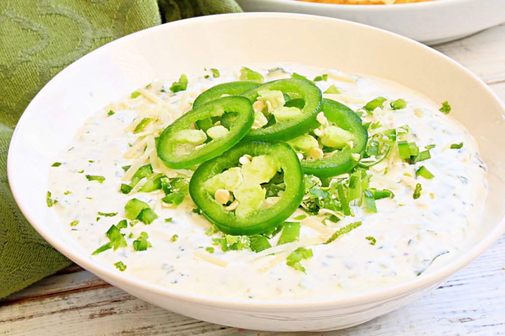 Jalapeno Dip ~ This creamy, no-bake, dairy-free jalapeno dip is easy to make and packed with fresh flavors! Ready to serve in minutes!