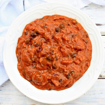 Chorizo Pumpkin Chili ~ Hearty without being heavy, this easy-to-make plant-based chili is perfect for fall gatherings!