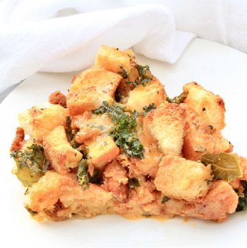 Vegan Sausage and Kale Strata ~ This savory, make-ahead casserole is perfect for holiday mornings, leisurely weekend breakfasts, or breakfast-for-dinner nights at home!