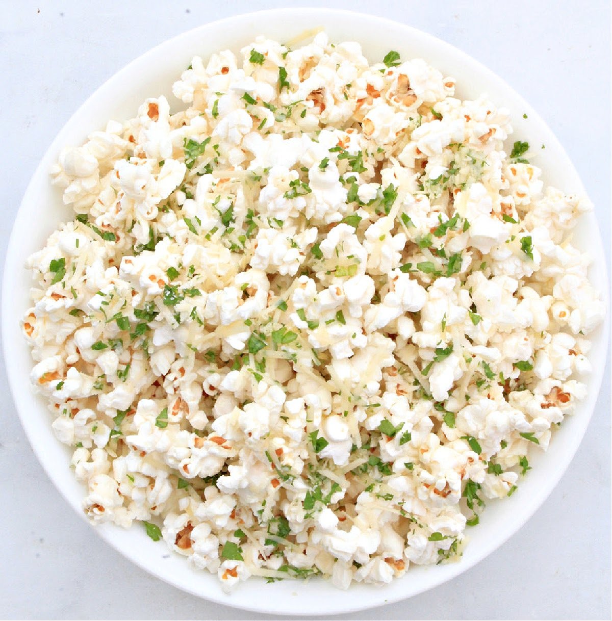 Easy Stovetop Truffled Popcorn - The Blondissima