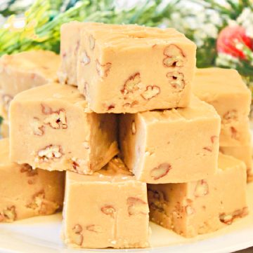 Praline Fudge ~ This Southern-style melt-in-your-mouth Christmas candy is rich, creamy, and completely dairy-free!
