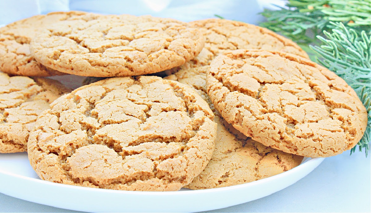 Vegan Ginger Cookies - This Wife Cooks™