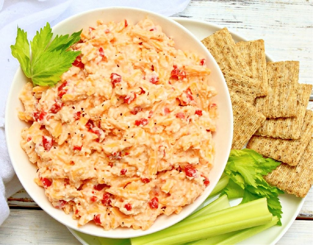 Vegan Pimento Cheese ~ A rich and flavorful dairy-free version of the Southern classic! Great as a dip, sandwich filling, or smeared on a burger!