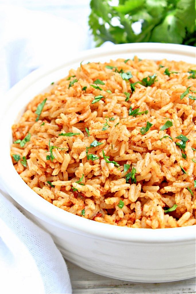 Taco Rice ~ An easy and versatile Mexican restaurant-style side dish! 5 simple ingredients are all you need! No tomatoes!