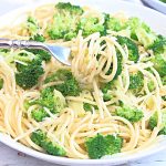 Broccoli Spaghetti Aglio e Olio ~ Fresh broccoli tossed with garlic and olive oil pasta is easy to make with simple ingredients!