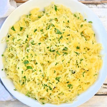 Herbed Spaghetti Squash ~ Vibrant flavors of fresh herbs shine in this easy low-carb dish!