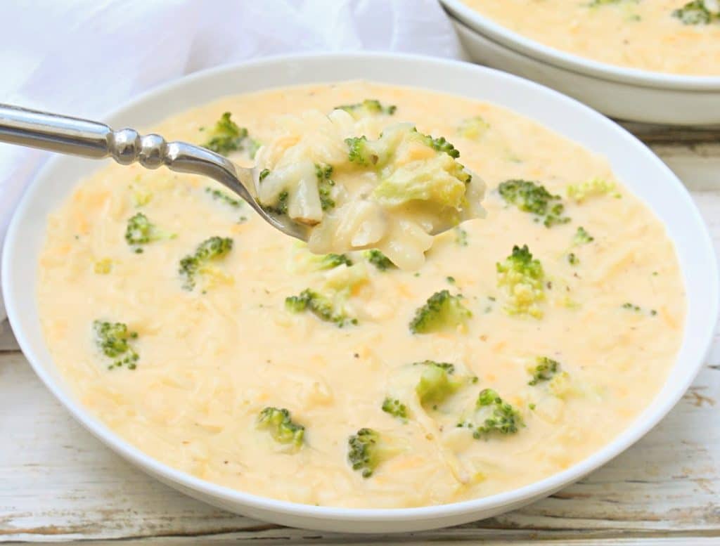 Broccoli Cheese Hash Brown Soup ~ A warm and cheesy soup with potatoes in every bite! Ready to serve in 30 minutes or less!