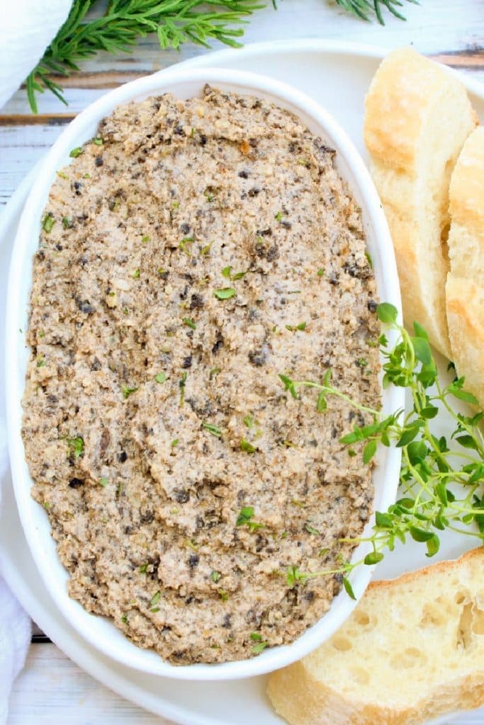 Mushroom Pate ~ This savory holiday appetizer is packed with meaty mushroom flavor! Serve canape style with sliced baguette or crackers.