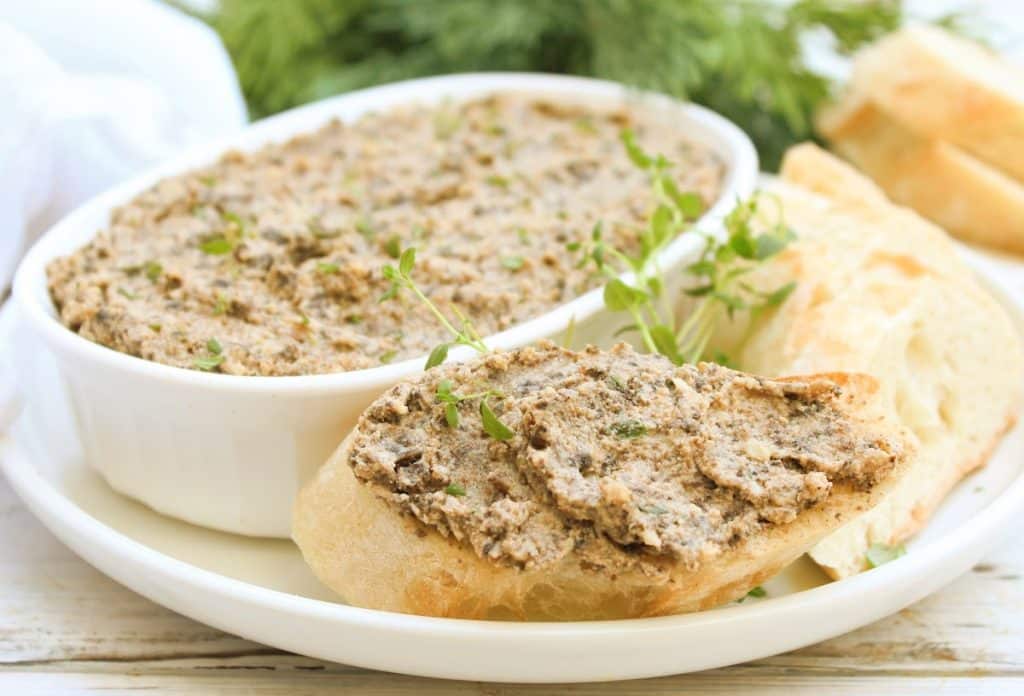 Mushroom Pate ~ This savory holiday appetizer is packed with meaty mushroom flavor! Serve canape style with sliced baguette or crackers.