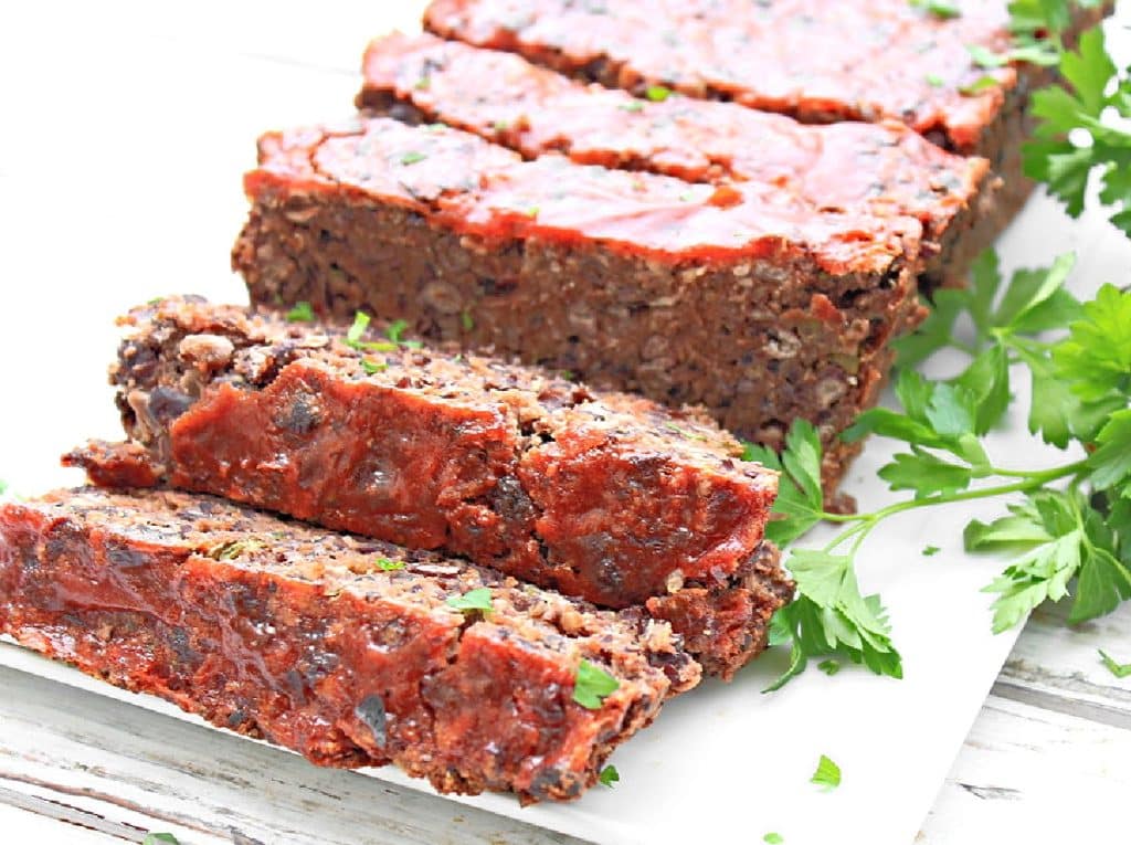 Black Bean Meatloaf ~ Vegan Recipe ~ Old school style meatloaf with protein-packed black beans, quinoa, simple seasonings, and homemade ketchup-based glaze.