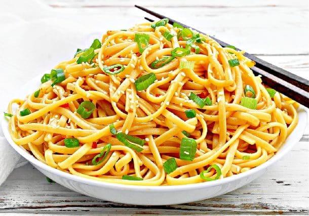 Garlic Sesame Noodles ~ Vegan Recipe ~ This Wife Cooks™