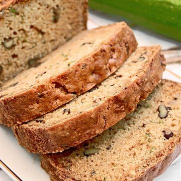Zucchini Bread ~ A delicious and easy quick bread made with grated zucchini and crunchy walnuts, perfect for breakfast or snacking!