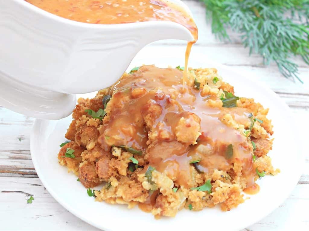 Chipotle Pepper Gravy ~ Bring the heat this Thanksgiving with this smoky and rich Southwestern-inspired gravy!