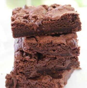 Rich and fudgy brownies made with just 4 simple ingredients! 20 minutes bake time.