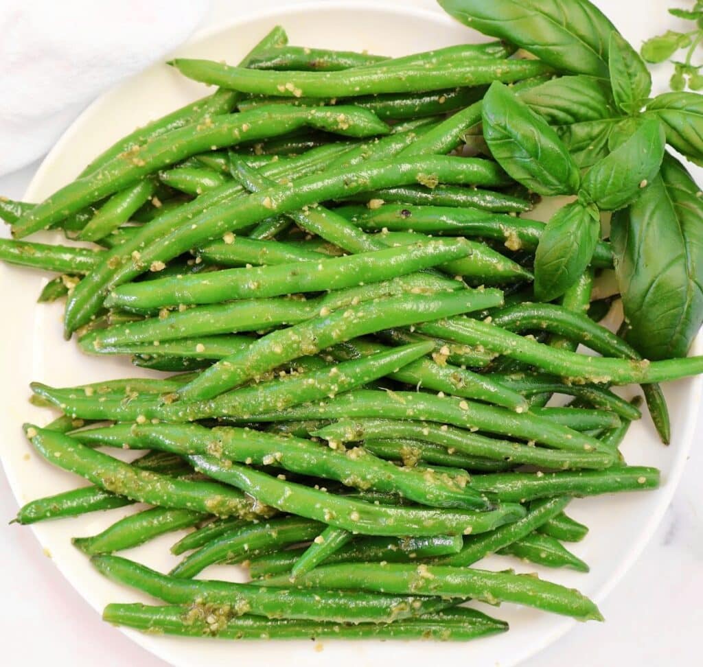 Green Beans with Pesto ~ Fresh green beans tossed with homemade basil pesto.