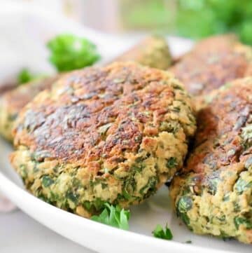 Baked Falafel ~ Easy oven-baked falafel made with a flavorful mixture of chickpeas, fresh herbs, and aromatic spices. Vegan and vegetarian.