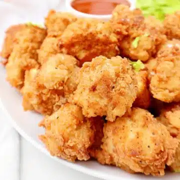 Southern Fried Cauliflower ~ Fresh cauliflower double battered and fried to crispy perfection! Vegetarian and Vegan. 🌱
