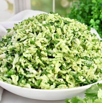 Spinach Rice ~ Fluffy white rice mixed with fresh spinach and cilantro for an easy and flavorful side dish.