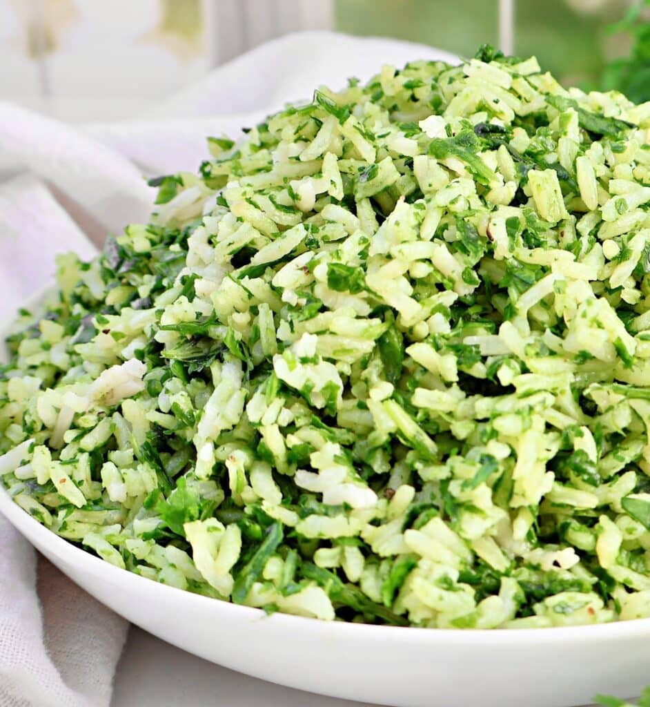 Spinach Rice ~ Fluffy white rice mixed with fresh spinach and cilantro for an easy and flavorful side dish.