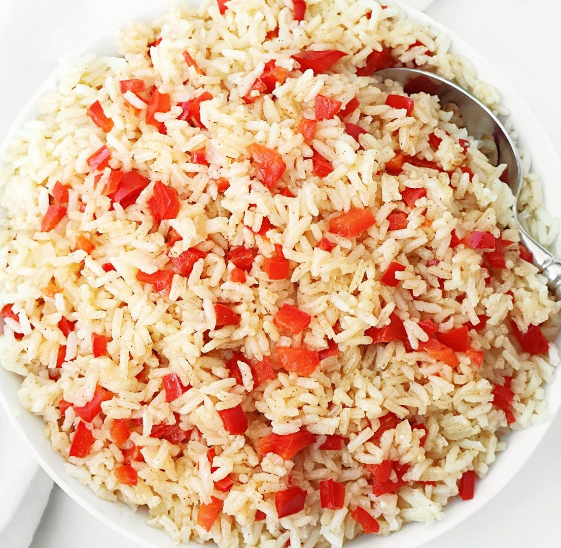 Red Pepper Rice ~ Simple rice dish that combines the natural sweetness of fresh bell peppers with warm, earthy spices.