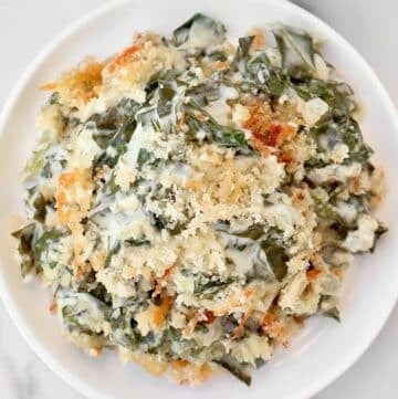 Cheesy Collard Greens Gratin ~ Easy vegetarian casserole with tender collard greens in a rich, creamy sauce made with two kinds of cheese, topped with crispy breadcrumbs.